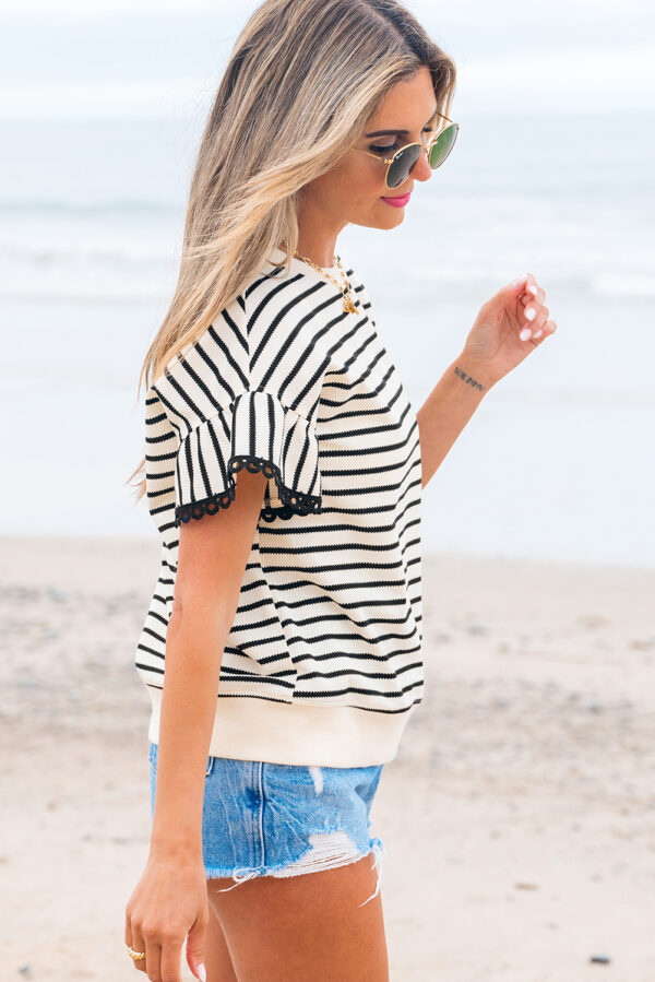 Black Stripe Scallop Lace Trim Ruffle Short Sleeves Crewneck Top - Image 2