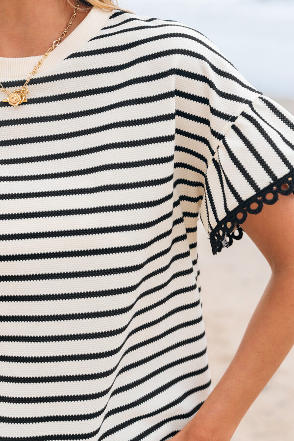 Black Stripe Scallop Lace Trim Ruffle Short Sleeves Crewneck Top - Image 8